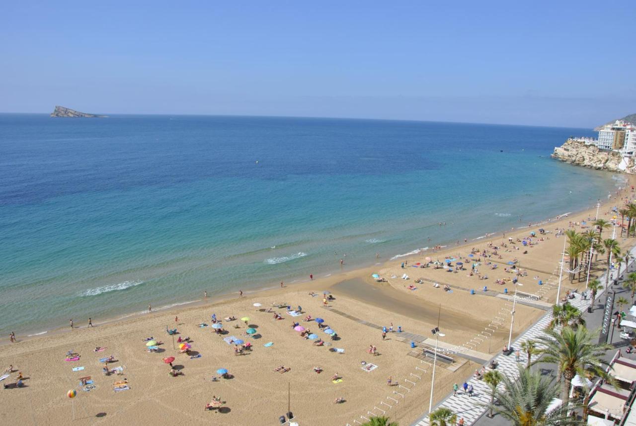 Al despertar ver el mar Benidorm Exterior foto